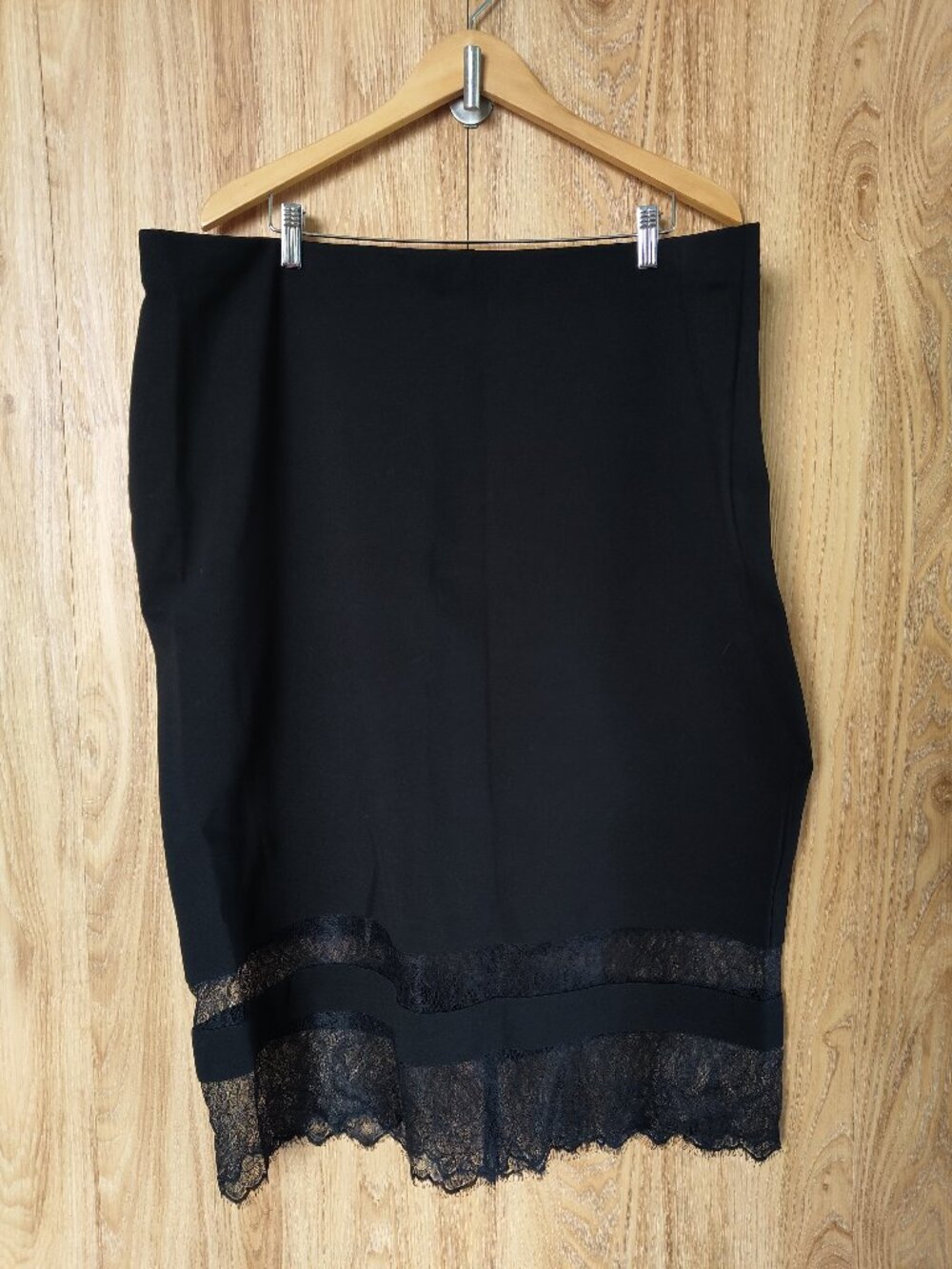 Michel Studio Collection Black Pencil Skirt